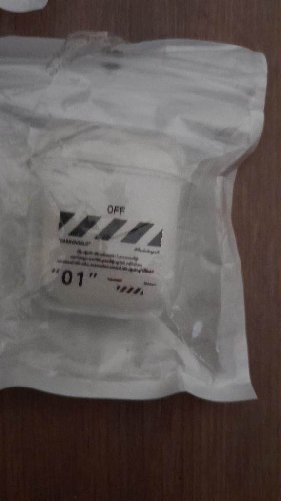 Airpods siliconen case transparant., Nieuw, Hoesje of Tasje, Ophalen of Verzenden, Siliconen