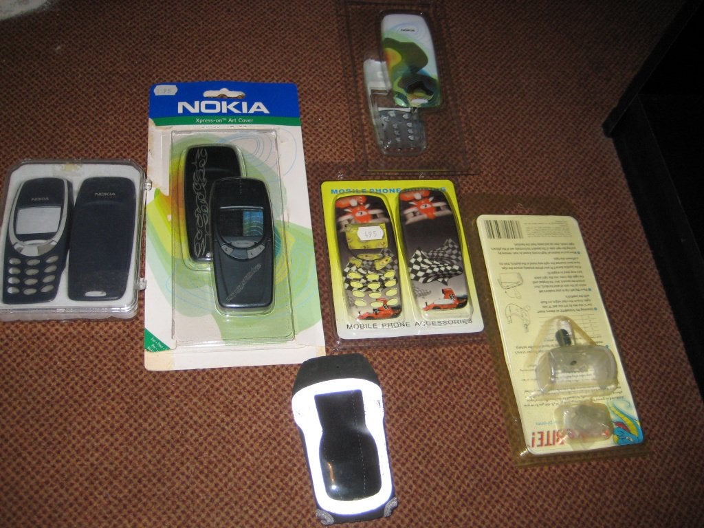nokia 3310 covers + snake joystick, Geen camera, Zo goed als nieuw, Klassiek of Candybar, Verzenden