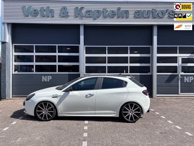 Alfa Romeo Giulietta 1.7 TBi Quadrifoglio Verde, Auto's, Alfa Romeo, Euro 5, Gebruikt, 1295 kg, 4 cilinders
