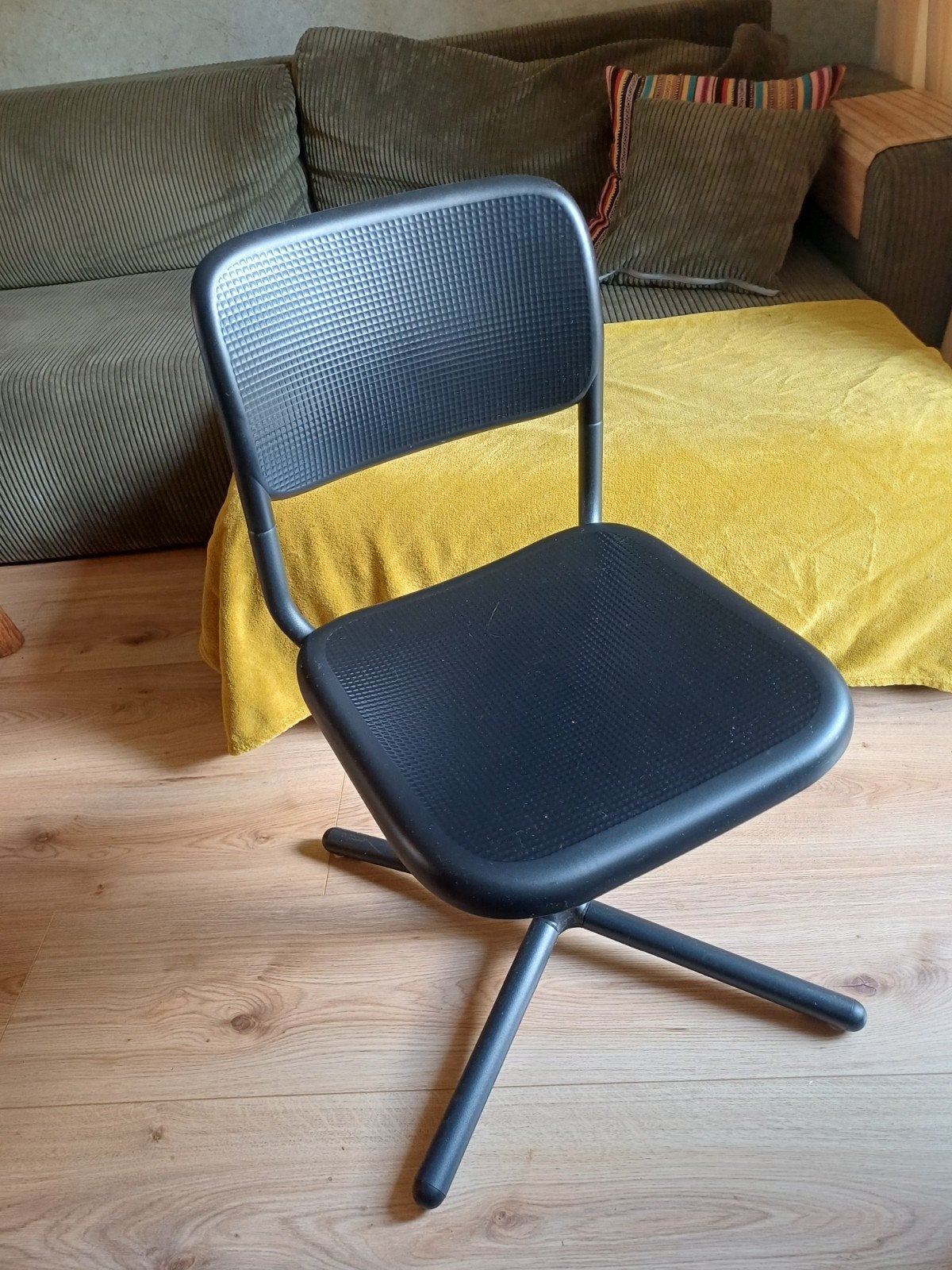 IKEA bureaustoel - zo goed als nieuw, Huis en Inrichting, Stoelen, Ophalen, Kunststof, Zwart, Zo goed als nieuw