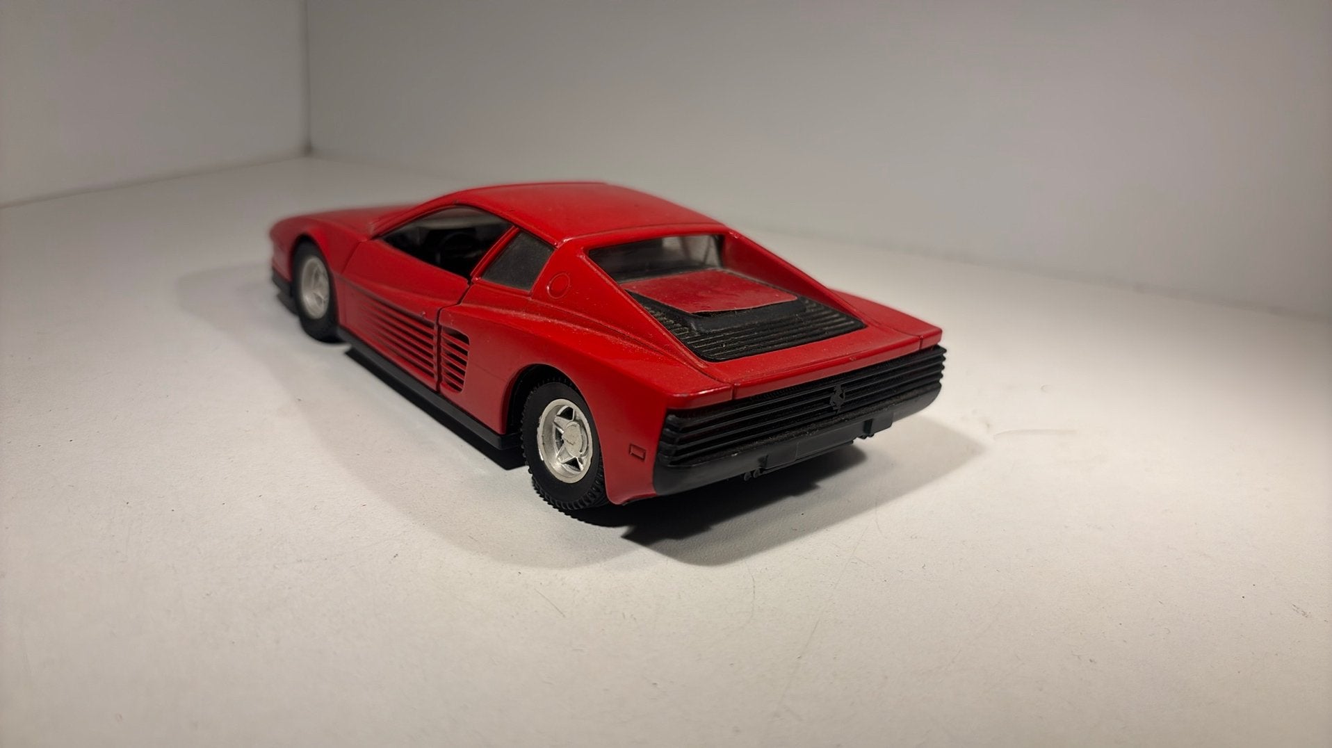 Ferrari testarossa red polistil 1.24, Overige merken, Ophalen of Verzenden, A, A