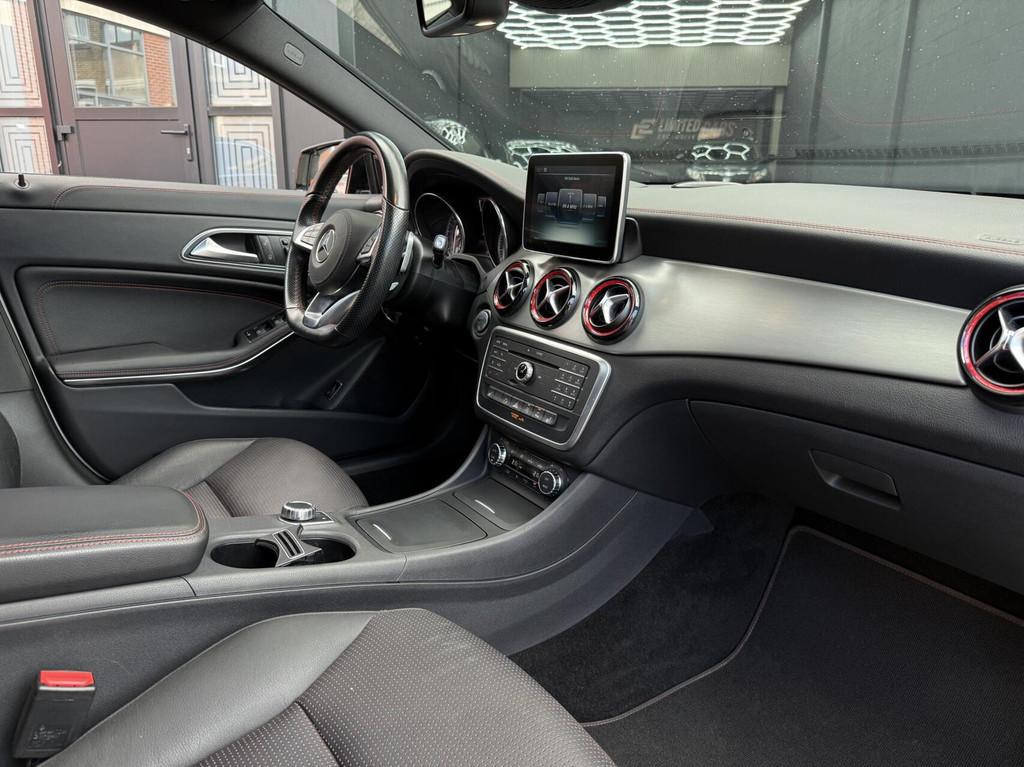 Mercedes CLA-klasse Shooting Brake 250 4MATIC SPORT, Auto's, Mercedes-Benz, Automaat, CLA, 15 km/l, Gebruikt
