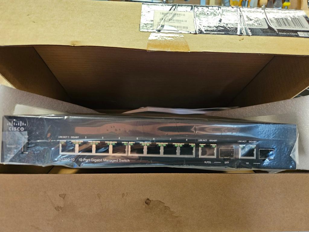 Cisco SG350-10 (nieuw in doos), Ophalen of Verzenden, Nieuw