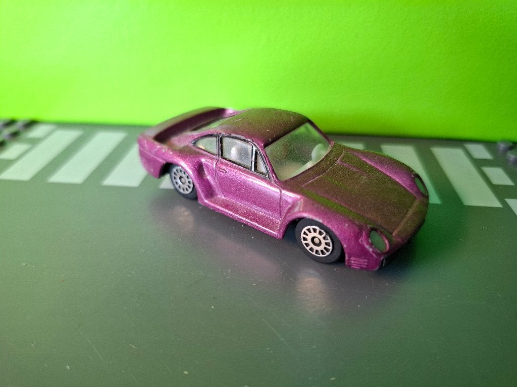 Onbekend - Porsche 959 [paars] 1/64, Ophalen of Verzenden, Gebruikt, Auto