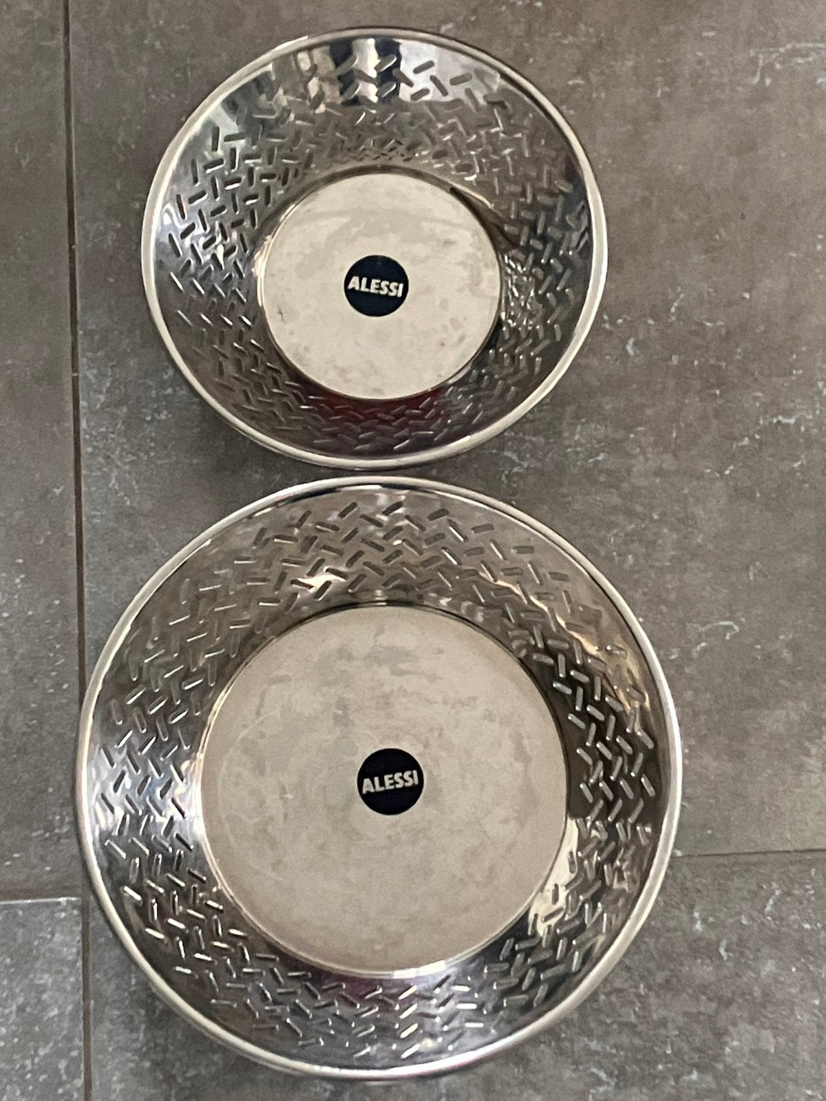 ALESSI broodmandje en fruitschaal, Ophalen of Verzenden, Zo goed als nieuw, Rond, Overige materialen