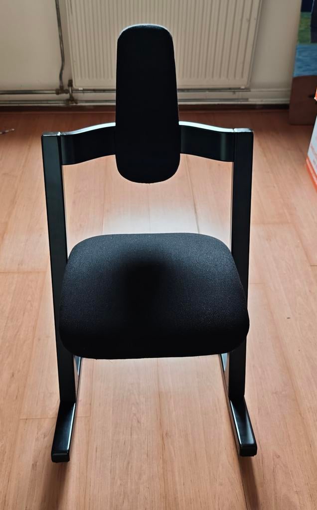 Stokke Pendulum ergonomische balansstoel, Ophalen, Zwart, Stof, Ergonomisch, Modern