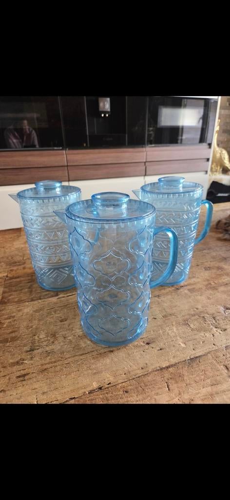 Te koop 3 plastic kannen., Ophalen