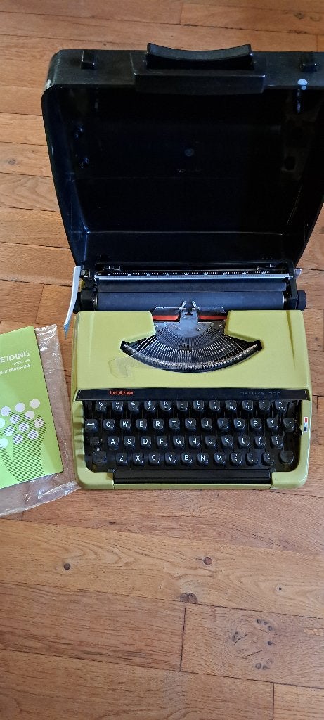 typemachine brother deluxe 220, Ophalen, Gebruikt