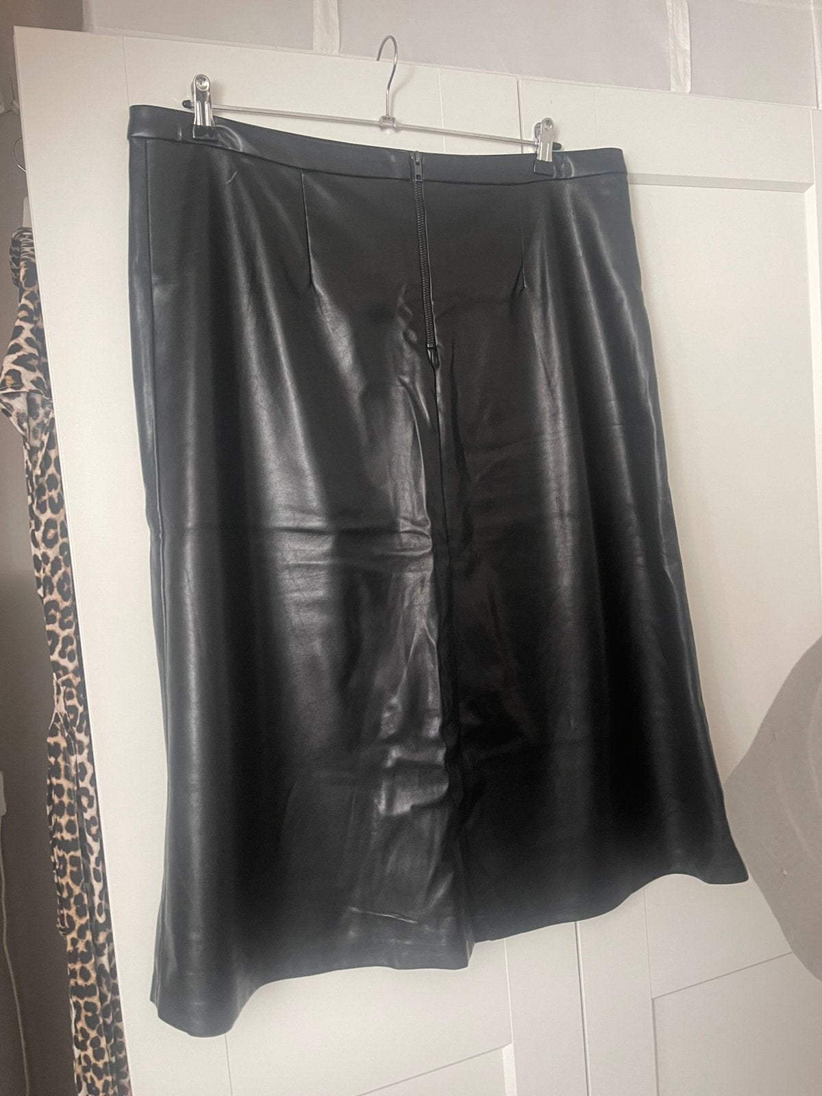 EXPRESSO - hippe nep lederen rok zwart maat 46 TOPPER!, Kleding | Dames, Rokken, Zwart, Maat 46/48 (XL) of groter, Zo goed als nieuw