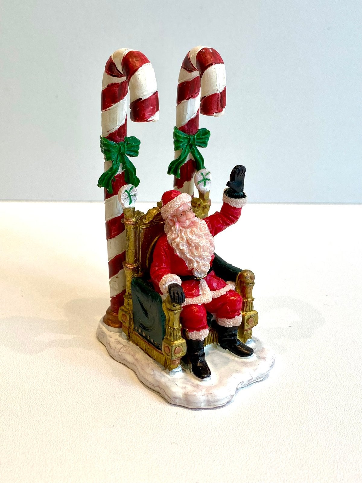 Lemax Santa’s Candy Cane Seat (Very Rare), Verzenden