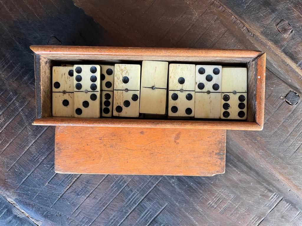 Vintage domino stenen, Verzenden