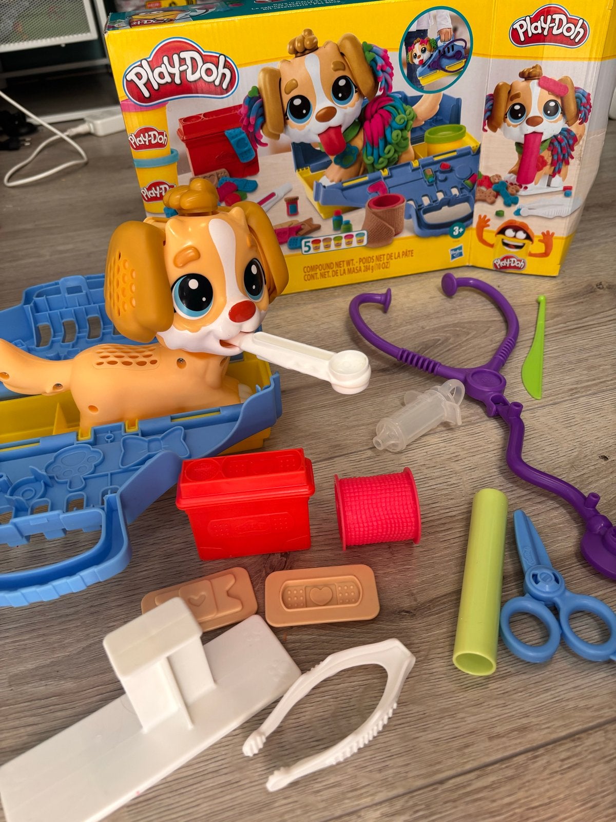 Play-Doh Doktersset met hond, Ophalen of Verzenden, Gebruikt, Knutselen