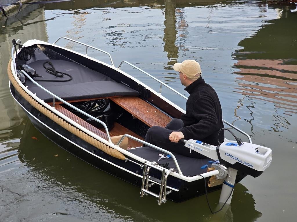 Canal boat, Ophalen, Elektrisch, Zo goed als nieuw, 30 tot 50 pk