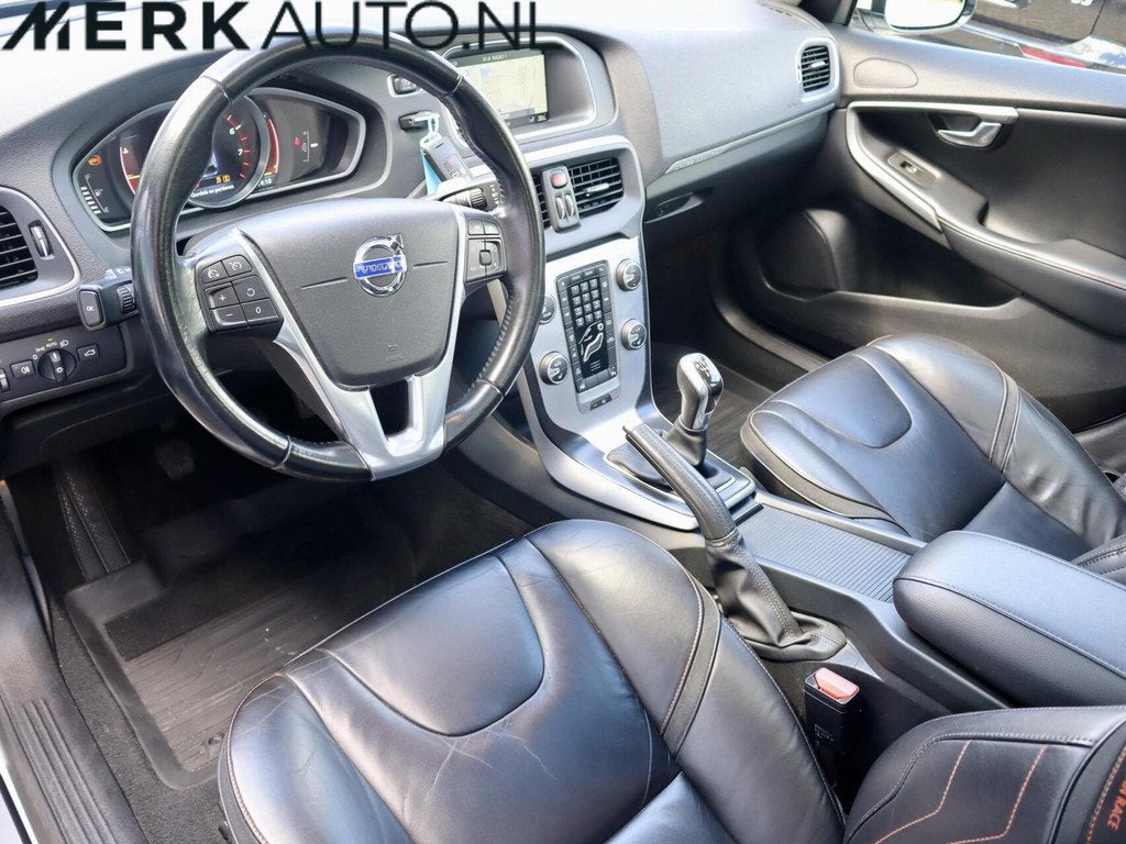 Volvo V40