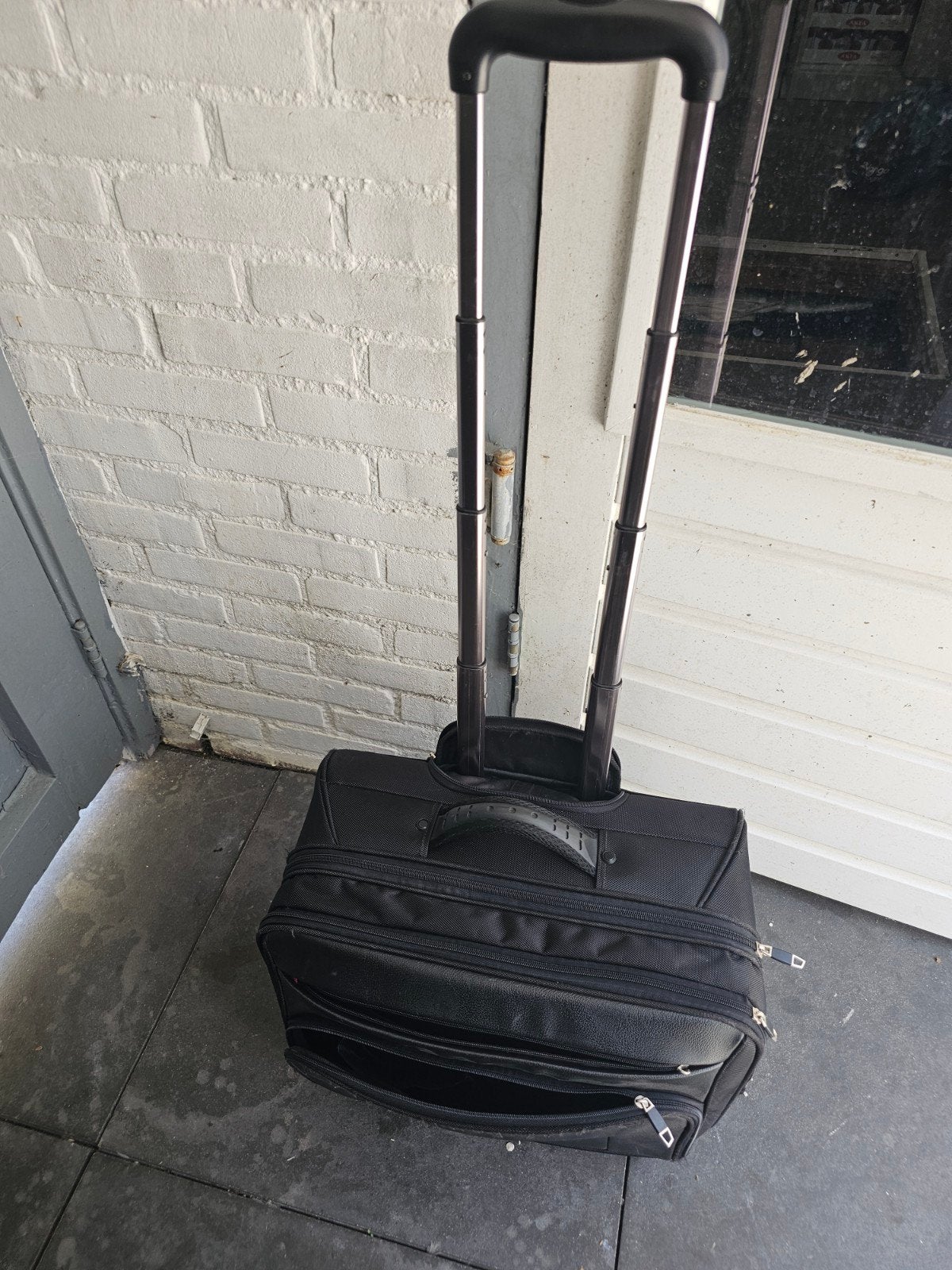 Laptop trolley zwart, Ophalen, 17 inch of meer, Trolleytas