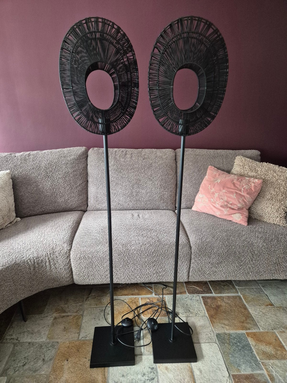 2 Zwarte staande lampen - Zo goed als nieuw, Ophalen, Zo goed als nieuw, Metaal, 100 tot 150 cm