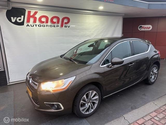 Citroen DS4 1.6 VTi Chic, Auto's, Euro 5, Gebruikt, Zwart, 4 cilinders