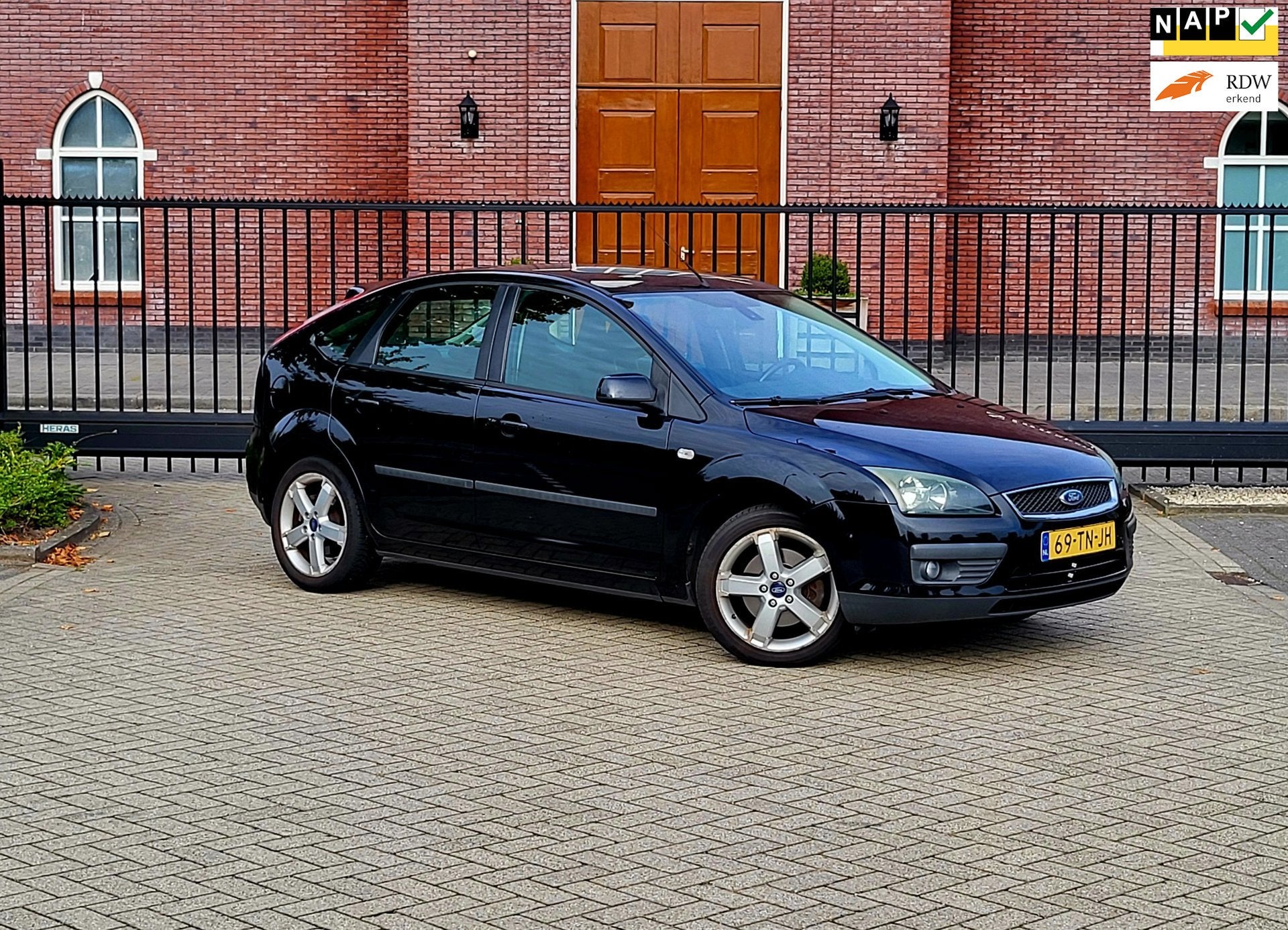 Ford Focus 2.0-16V Rally Edition / Airco / Nap / Cruise cony, Auto's, 1227 kg, Gebruikt, Zwart, Bedrijf