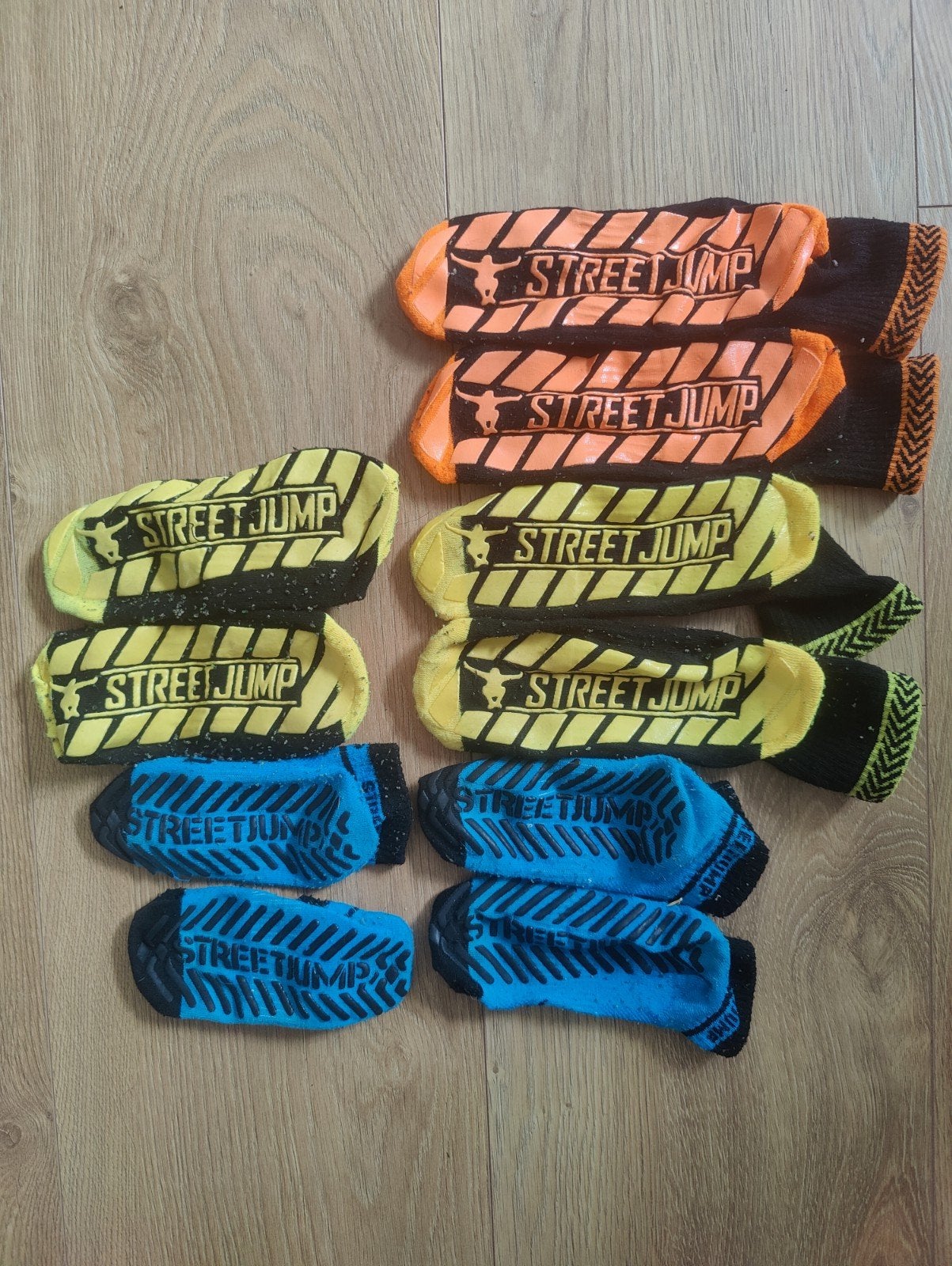 5 paar trampoline sokken, Hobby en Vrije tijd, Breien en Haken, Ophalen of Verzenden, Gebruikt, Haken, Patroon of Boek