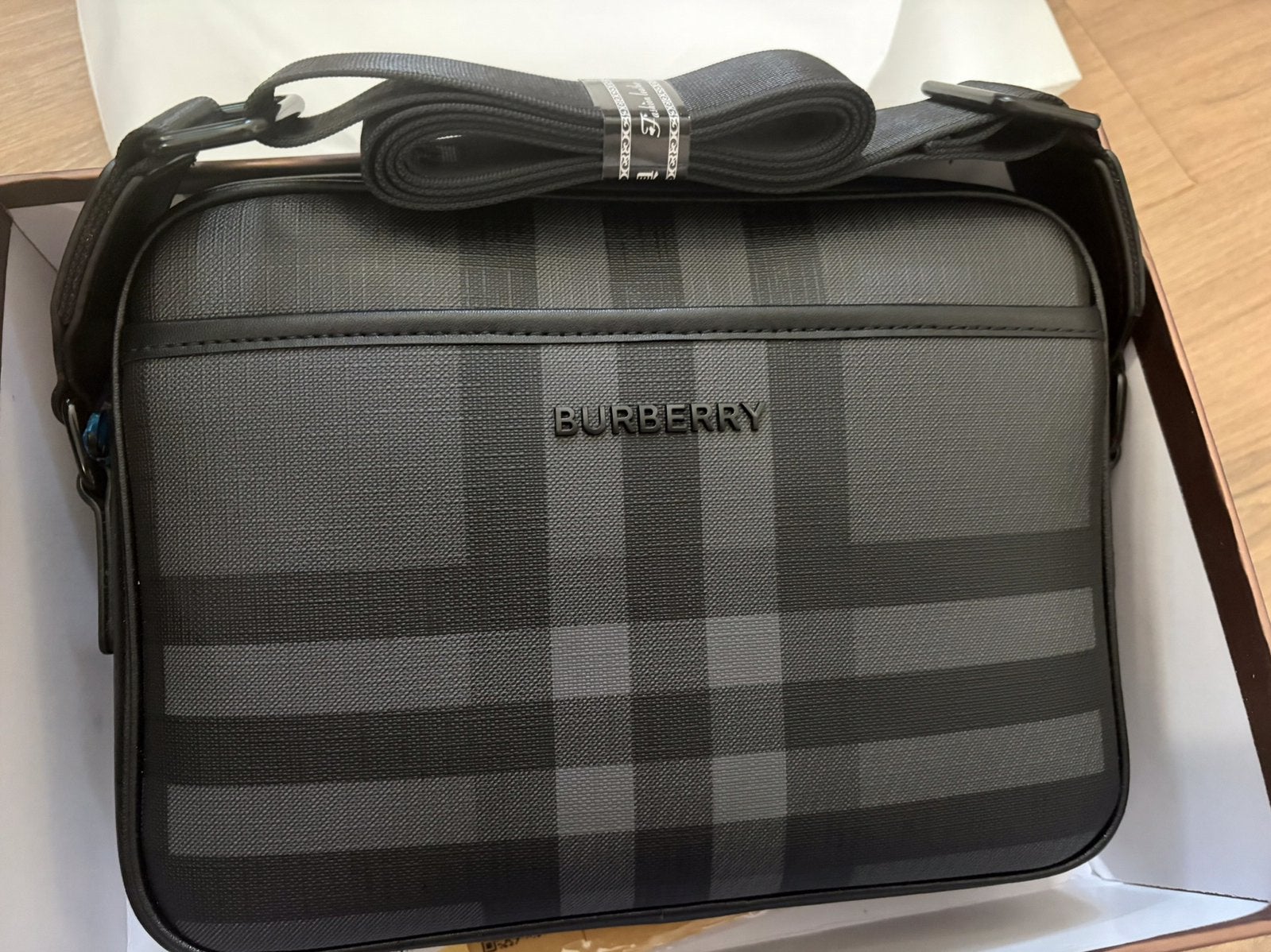 Burberry tas, Ophalen of Verzenden, Zo goed als nieuw, Zwart