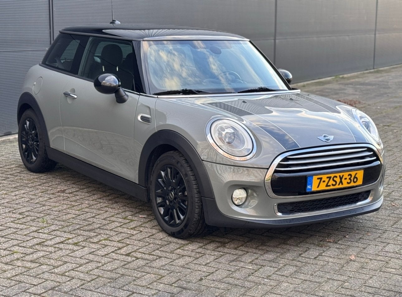 Mini 1.5 Cooper PEPPER 2015 Grijs, Auto's, Mini, Particulier, Benzine, B, Hatchback, Handgeschakeld, Origineel Nederlands, Zilver of Grijs