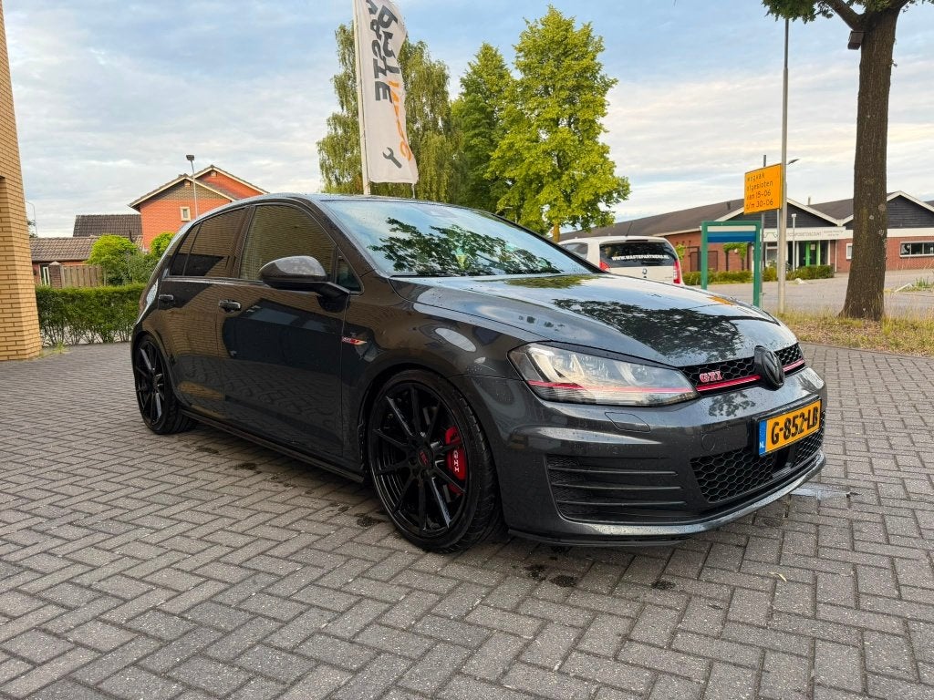 Volkswagen Golf 7 GTI Performance DSG| 360PK | Zeer compleet, 4 cilinders, 1984 cc, Leder en Stof, Bedrijf