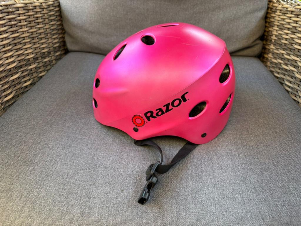 Fiets / skate helm in goede staat, Ophalen of Verzenden, Zo goed als nieuw, Heer of Dame
