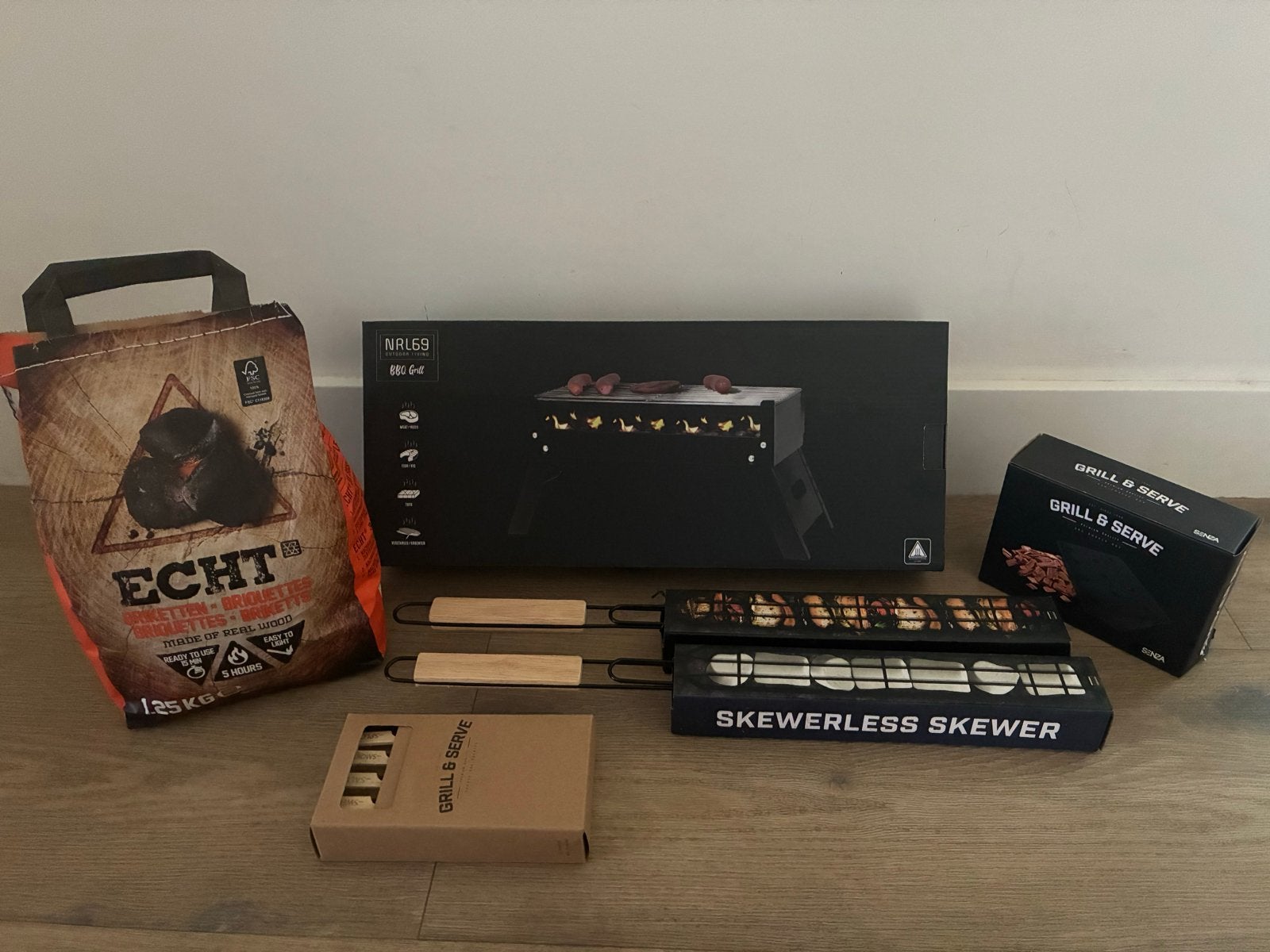 NRL69 Outdoor Living BBQ Grill met accessoires, Ophalen of Verzenden, Nieuw