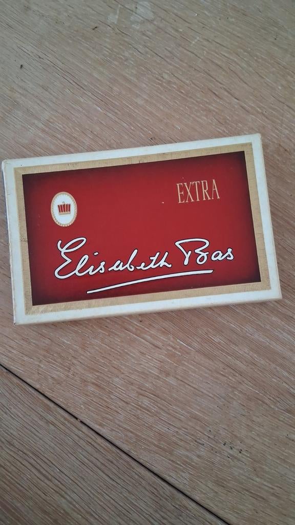 Elizabeth bas verzameling, Ophalen of Verzenden, Gebruikt, Sigarenbandjes