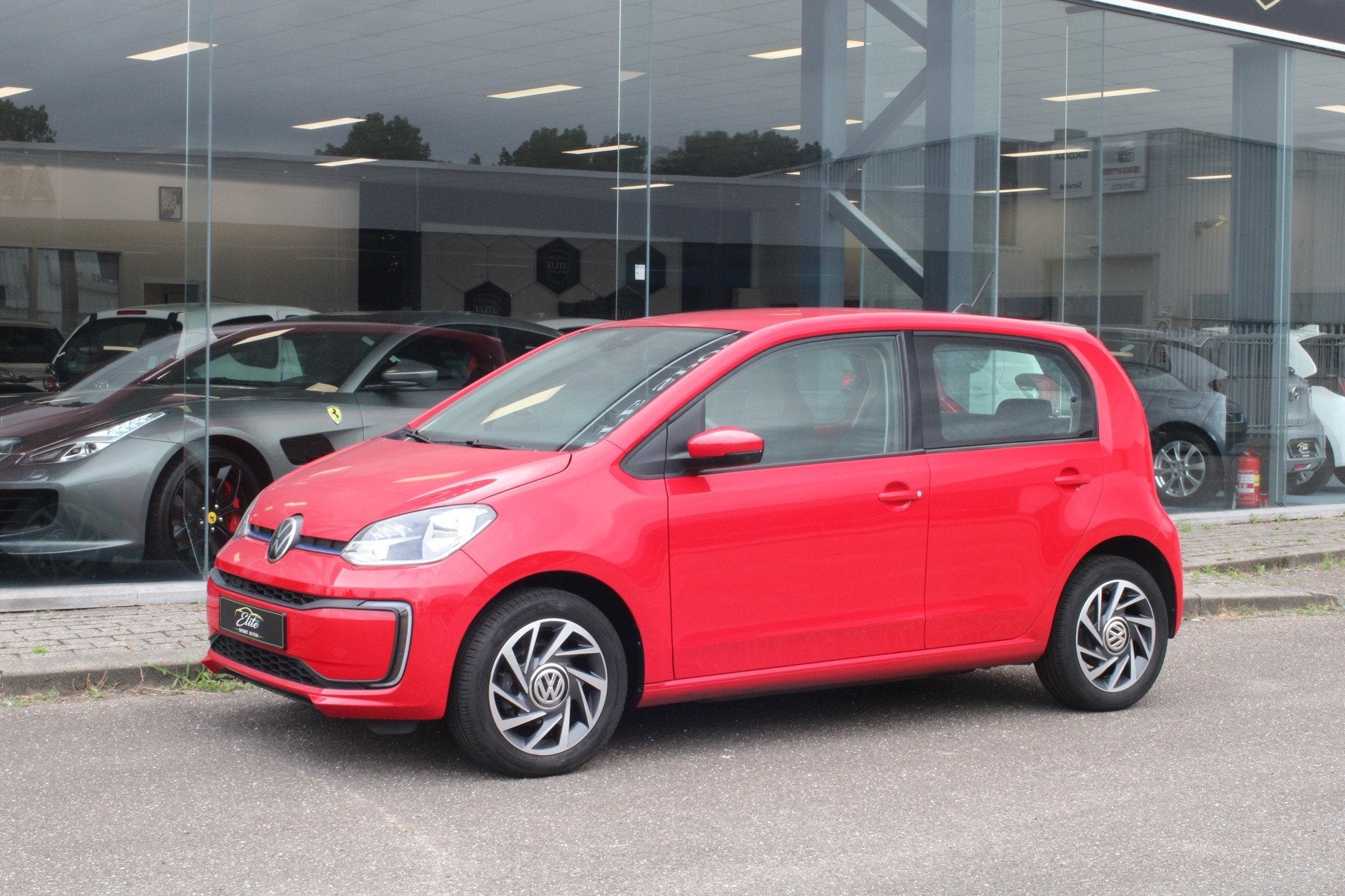 Volkswagen E-Up! E-up! I Elektrisch I Automaat I Camera I, Auto's, Volkswagen, 83 pk, Gebruikt, Automatische klimaatregeling, Alcantara