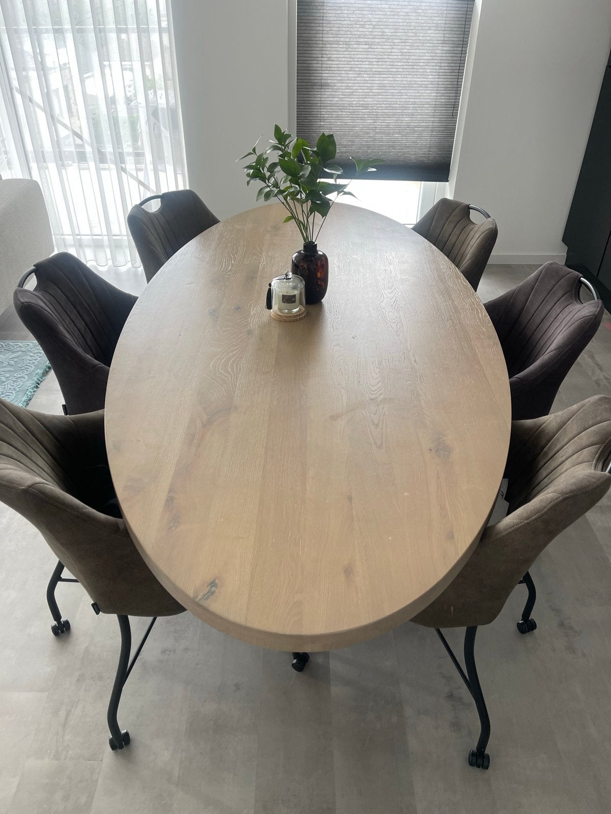 Ovale eettafel met 6 stoelen, Huis en Inrichting, 100 tot 150 cm, Eikenhout, Ophalen of Verzenden, Zo goed als nieuw