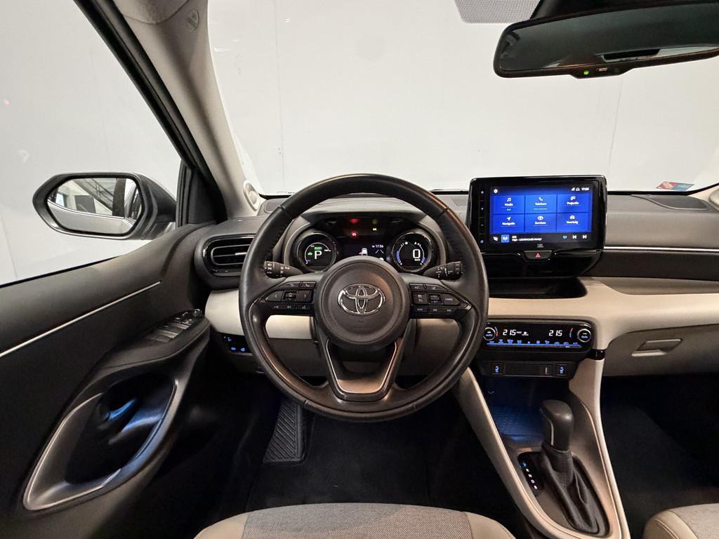 Toyota Yaris 1.5 Hybrid Executive DAB|JBL|Camera|Carplay|Aut, 450 kg, Gebruikt, Euro 6, 23 km/l
