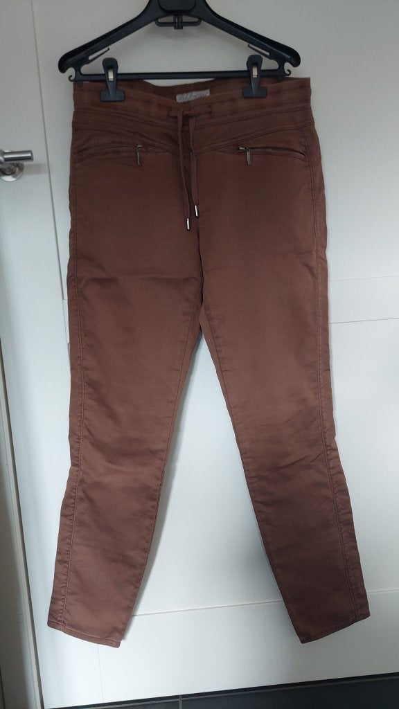 Bruine lange broek - Red Button - maat M / 38, Maat 38/40 (M), Bruin, Ophalen of Verzenden, Lang