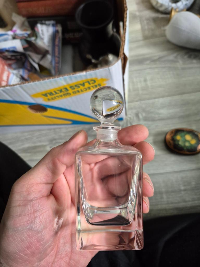Glazen karaf met bolvormige stop, Antiek en Kunst, Antiek | Glas en Kristal, Ophalen of Verzenden
