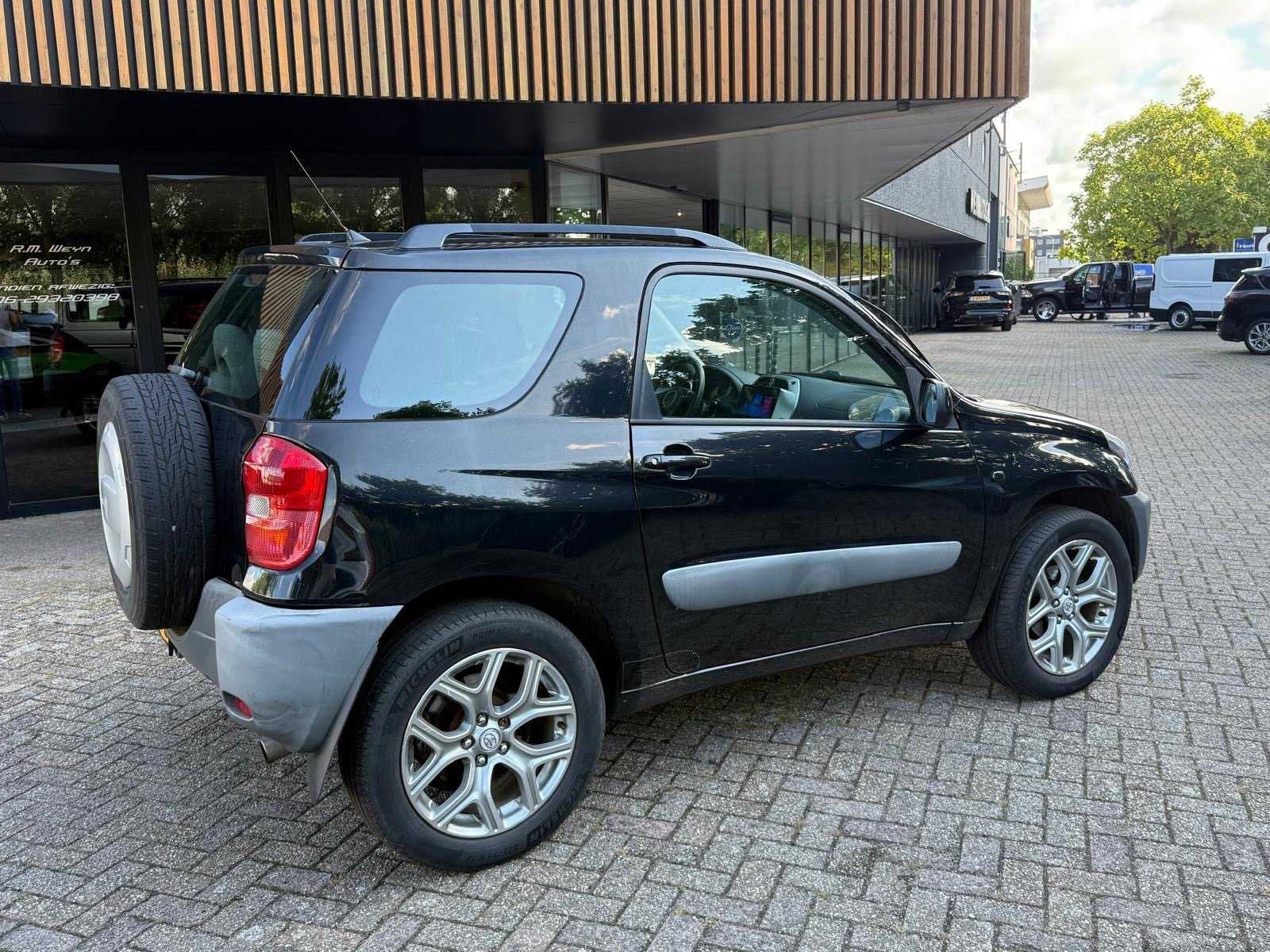 Foto 4 van 2001 Toyota RAV4 1.8-16V VVT-i Luna Personenauto