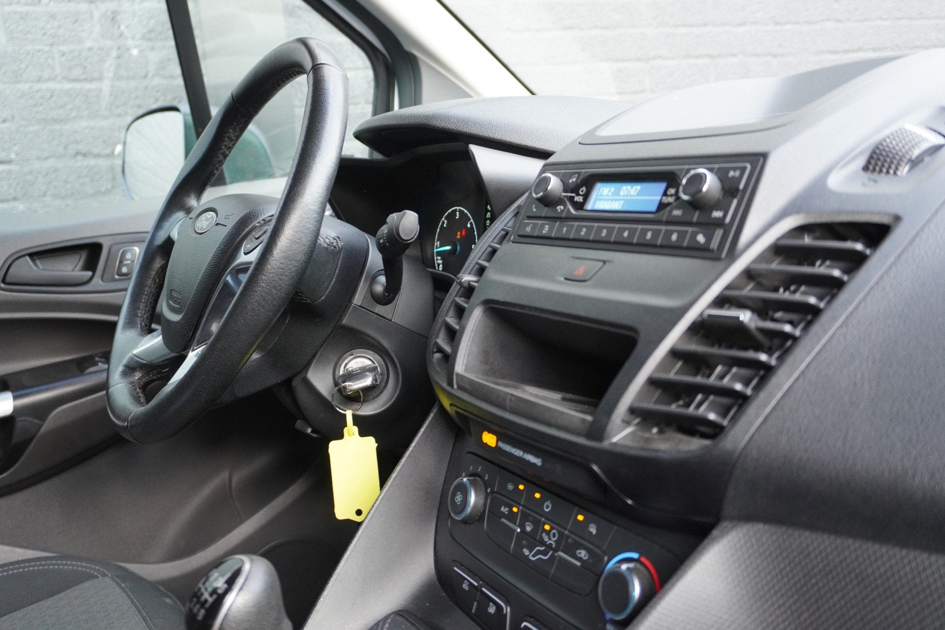 Ford Transit Connect 1.5 EcoBlue 100PK EURO 6 Airco - Cruise, Voorwielaandrijving, Gebruikt, 4 cilinders, Wit