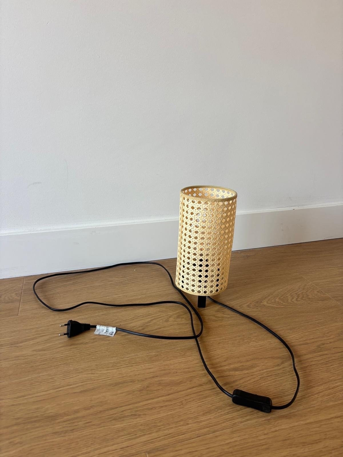 IKEA Saxhytte Tafellamp Bamboe incl Lamp, Beige, Met schakelaar, Natuurlijk materiaal, E14 (klein)