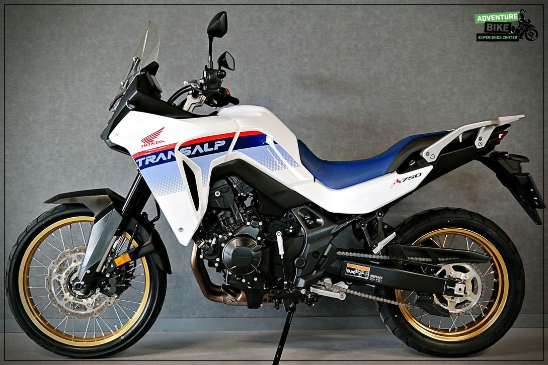 HONDA XL 750 TRANSALP (bj 2024) NIEUWSTAAT / QUICKSHIFTER, 2 cilinders, HONDA, Bedrijf, Onbekend