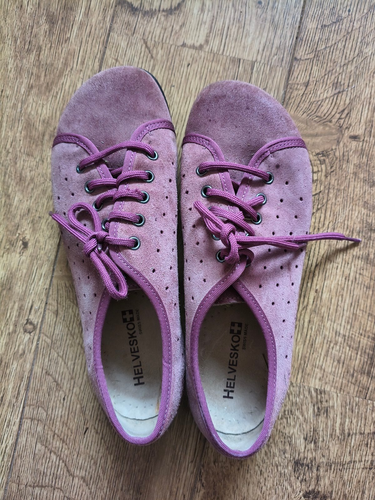 schoenen Helvesko 40, roze suede, Kleding | Dames, Helvesko, Ophalen of Verzenden, Sneakers of Gympen, Roze