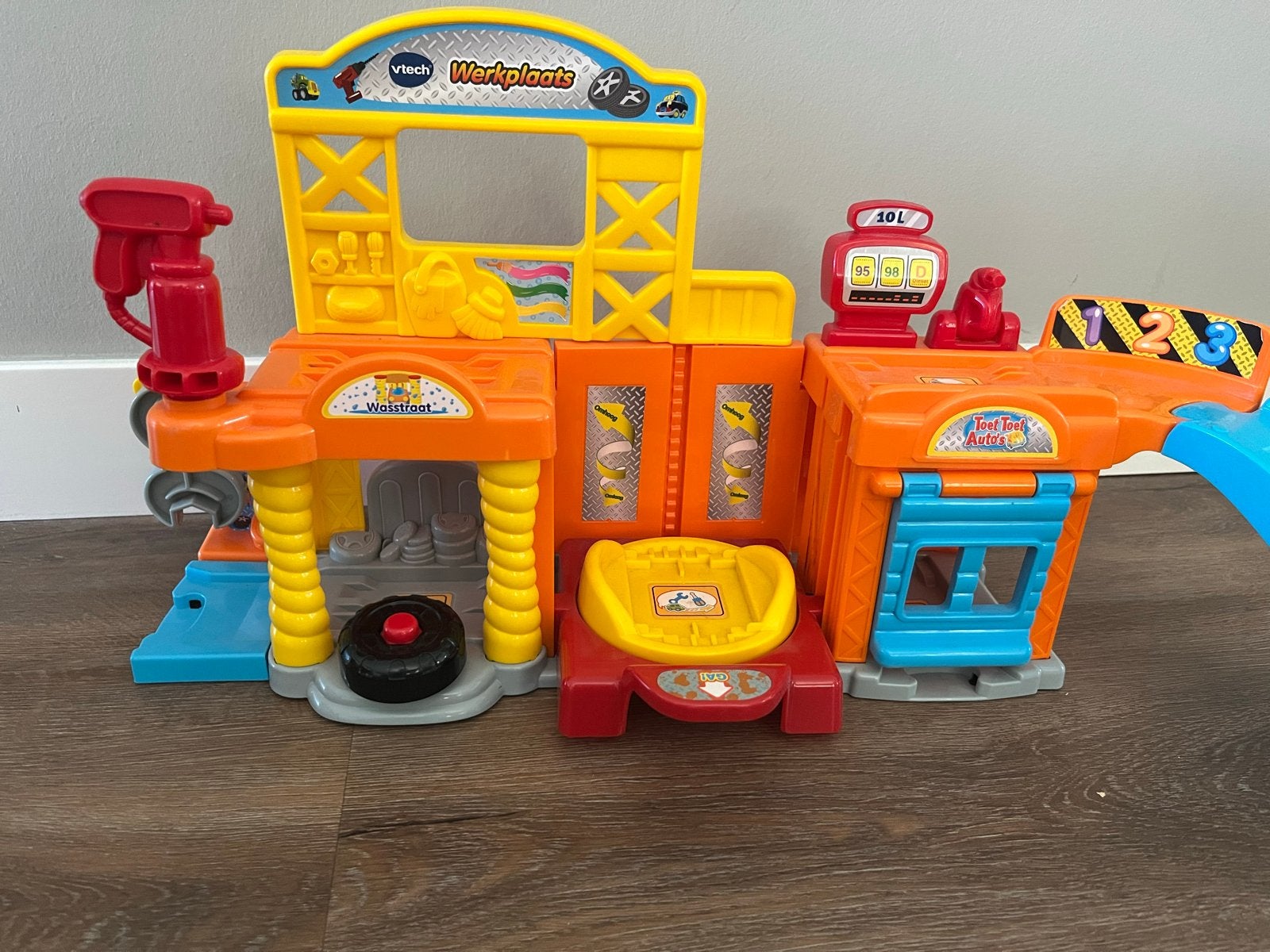 VTech Toet Toet Auto's Garage Werkplaats met helling, Kinderen en Baby's, Speelgoed | Vtech, Ophalen of Verzenden, Zo goed als nieuw