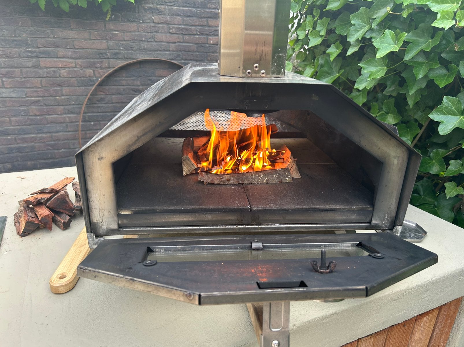 Ooni Pro pizzaoven - hout, kolen, pellets (optioneel gas), Tuin en Terras, Pizzaovens, Ophalen, Gebruikt