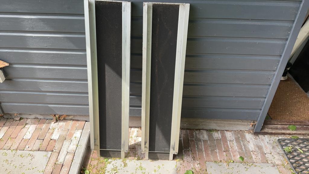 Alluminium inschuifbare oprijplaten, Ophalen, Gebruikt, Opvouwbaar of Inschuifbaar