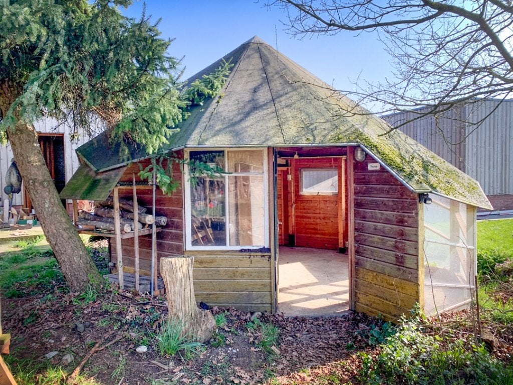 Gratis!! Schuurtje nog voor de herfst! volledig gedemonteerd, Tuin en Terras, Tuinhuizen, Ophalen, 250 tot 500 cm, Hout, 200 tot 400 cm