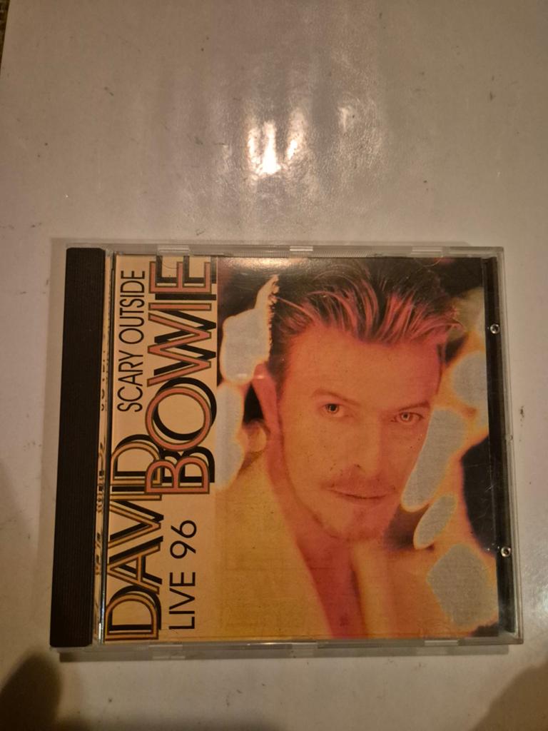 David Bowie - Scary outside live 96. Cd. 1996, Cd's en Dvd's, Ophalen of Verzenden, Gebruikt