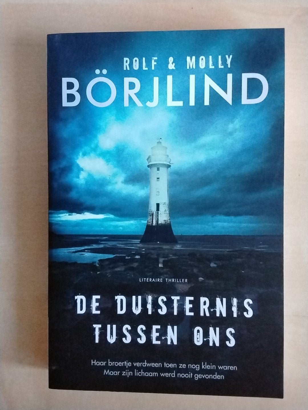 De Duisternis Tussen Ons - Rolf & Molly Börjlind, Boeken, Ophalen of Verzenden, Nieuw, Rolf & Molly Börjlind, Scandinavië