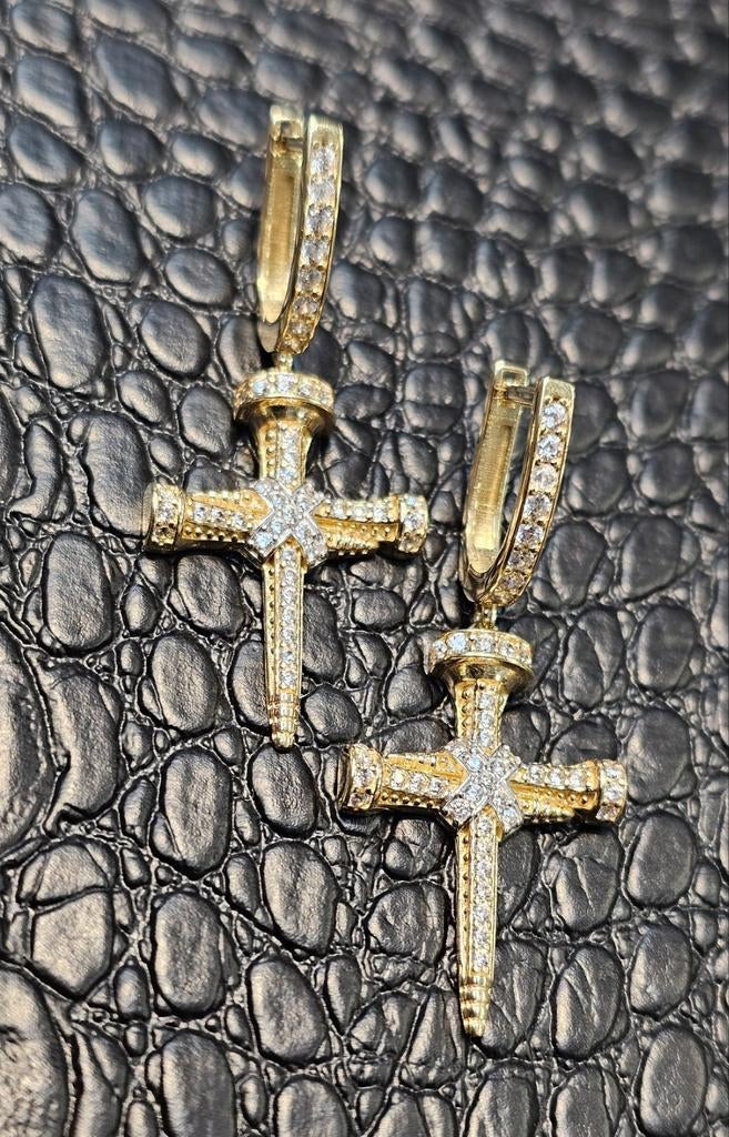 Prachtige 14karaat kruis oorbellen, Sieraden, Tassen en Uiterlijk, Oorbellen, Ophalen of Verzenden, Nieuw, Goud, Goud