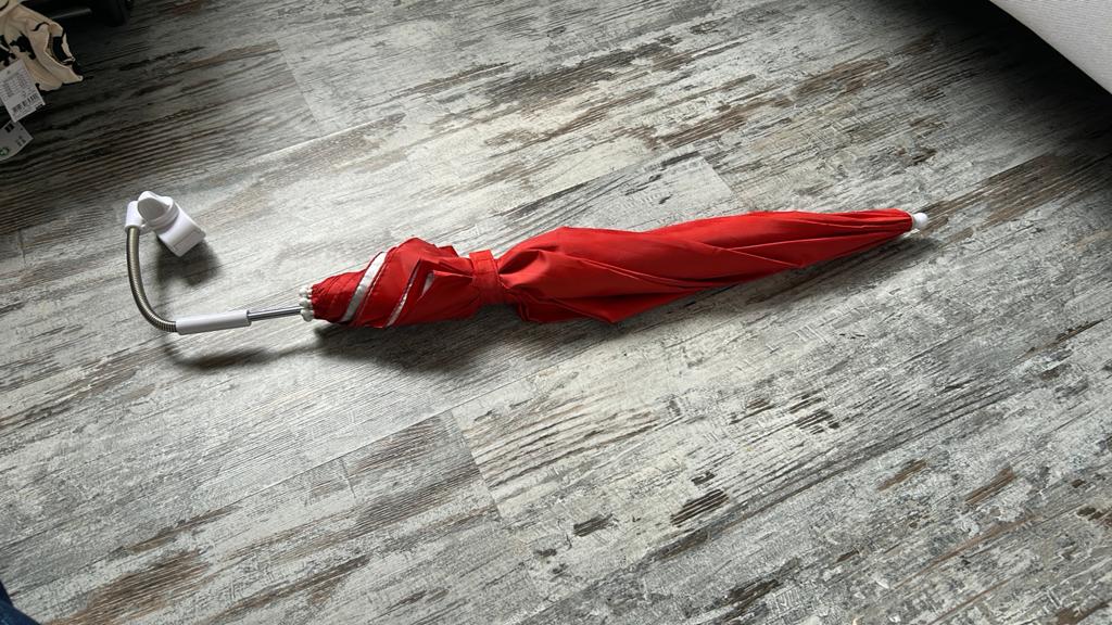 Rode parasol voor kinderwagen met klem, Ophalen of Verzenden, Gebruikt, Overige merken