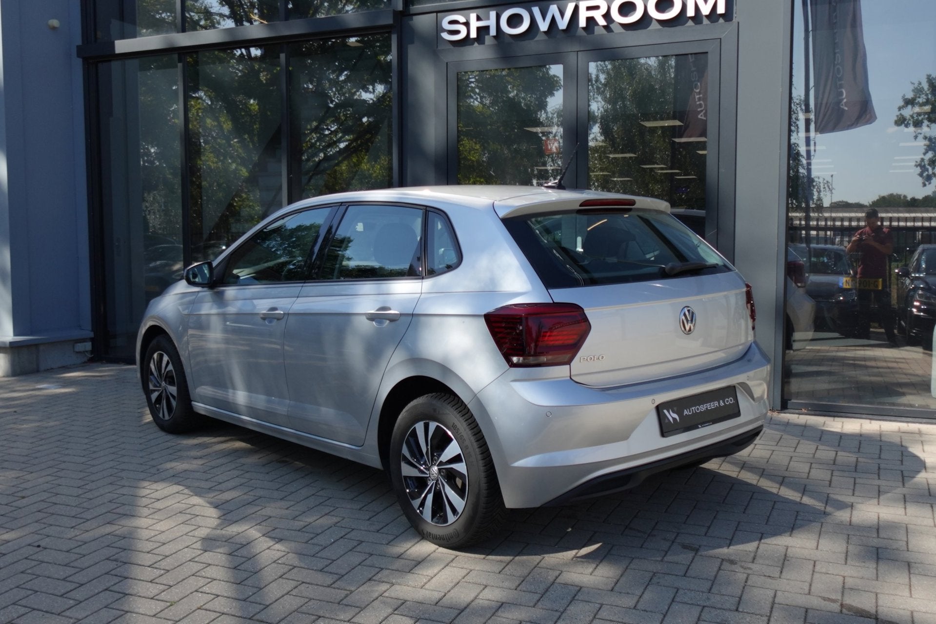 Volkswagen Polo 1.0 TSI Highline PDC NAVI CRUISE, Auto's, Voorwielaandrijving, Dealer onderhouden, Gebruikt, 23 km/l