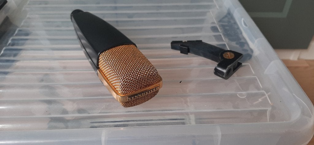 Sennheiser MD421-N1 Gold dynamische microfoon, Muziek en Instrumenten, Ophalen of Verzenden, Gebruikt, Zangmicrofoon