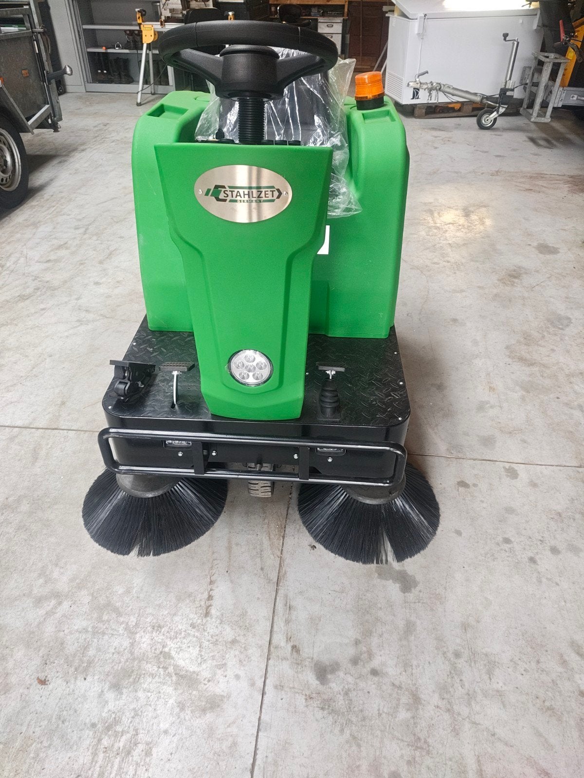 Stahlzet SZ3200 Opzit Veegmachine - Nieuwstaat, Ophalen of Verzenden
